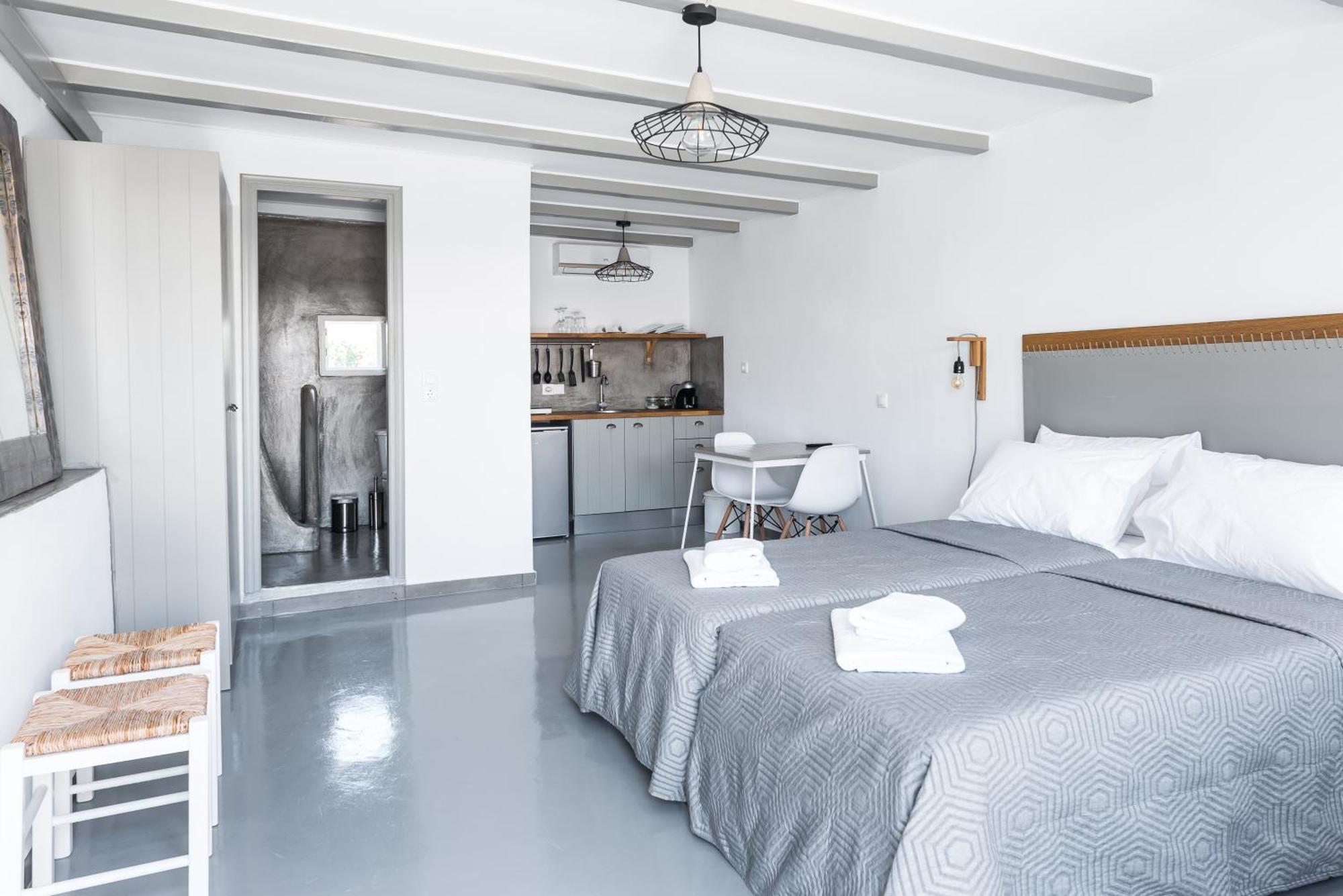 White And Grey Mykonos Town Exterior foto