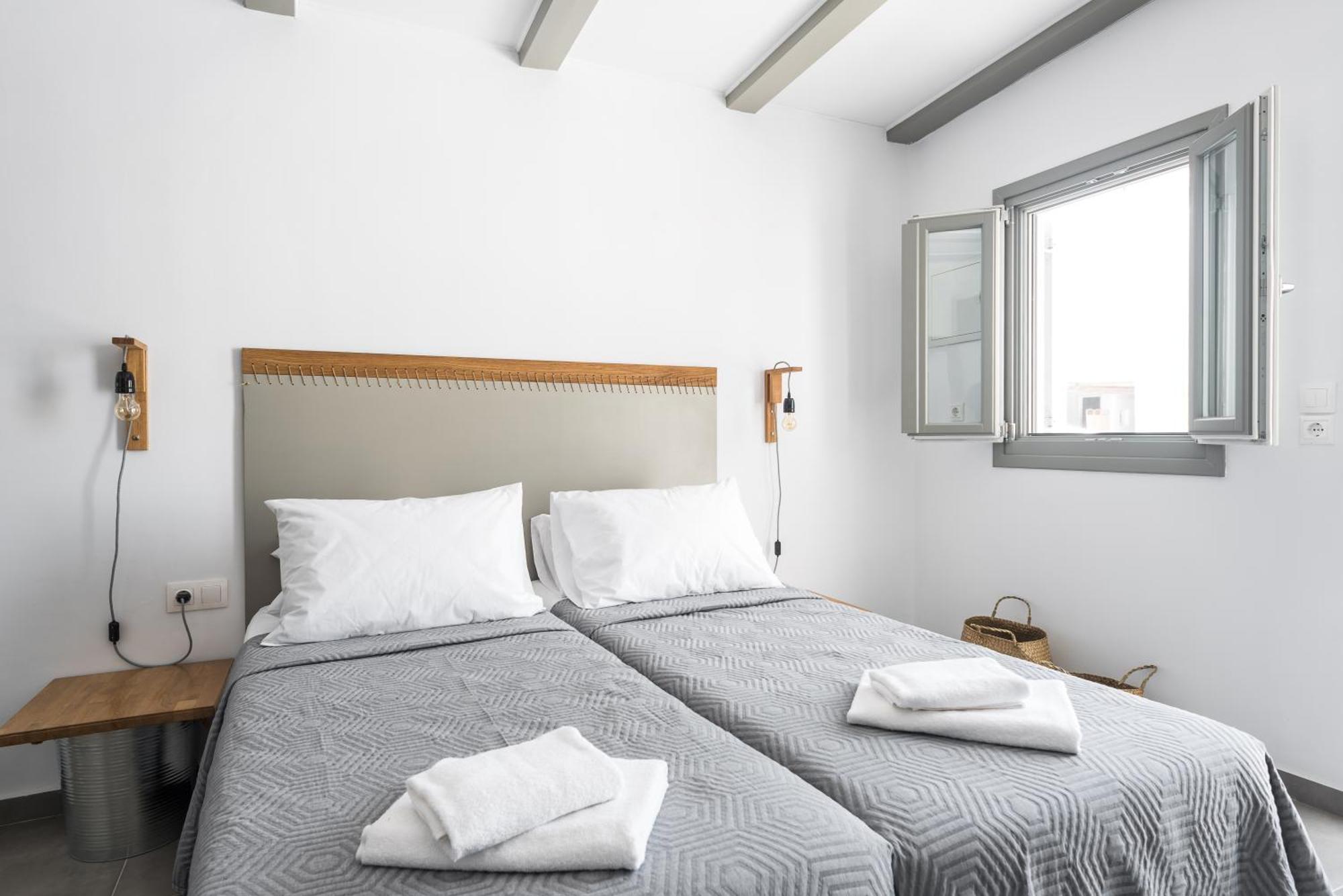 White And Grey Mykonos Town Exterior foto