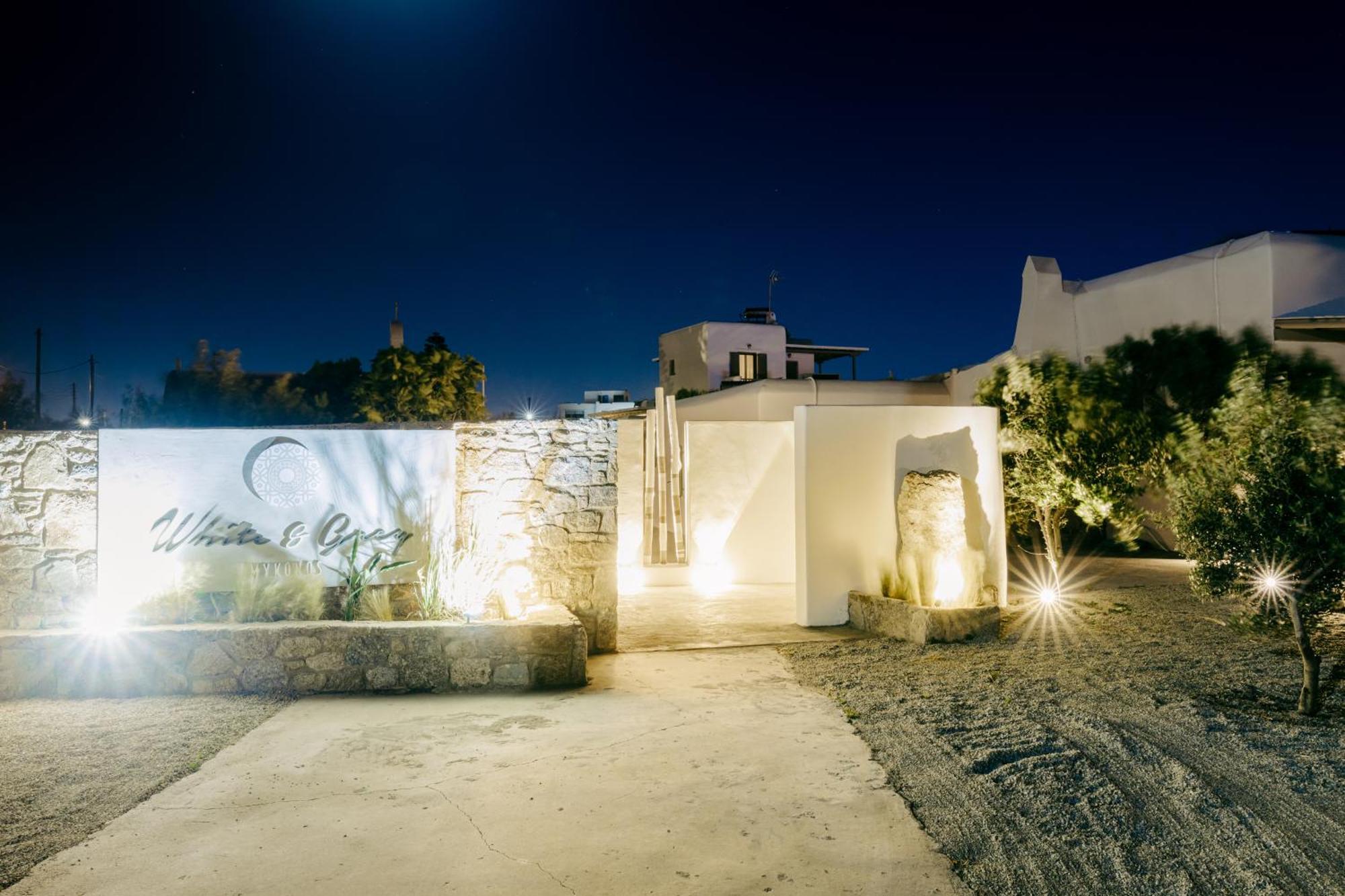 White And Grey Mykonos Town Exterior foto